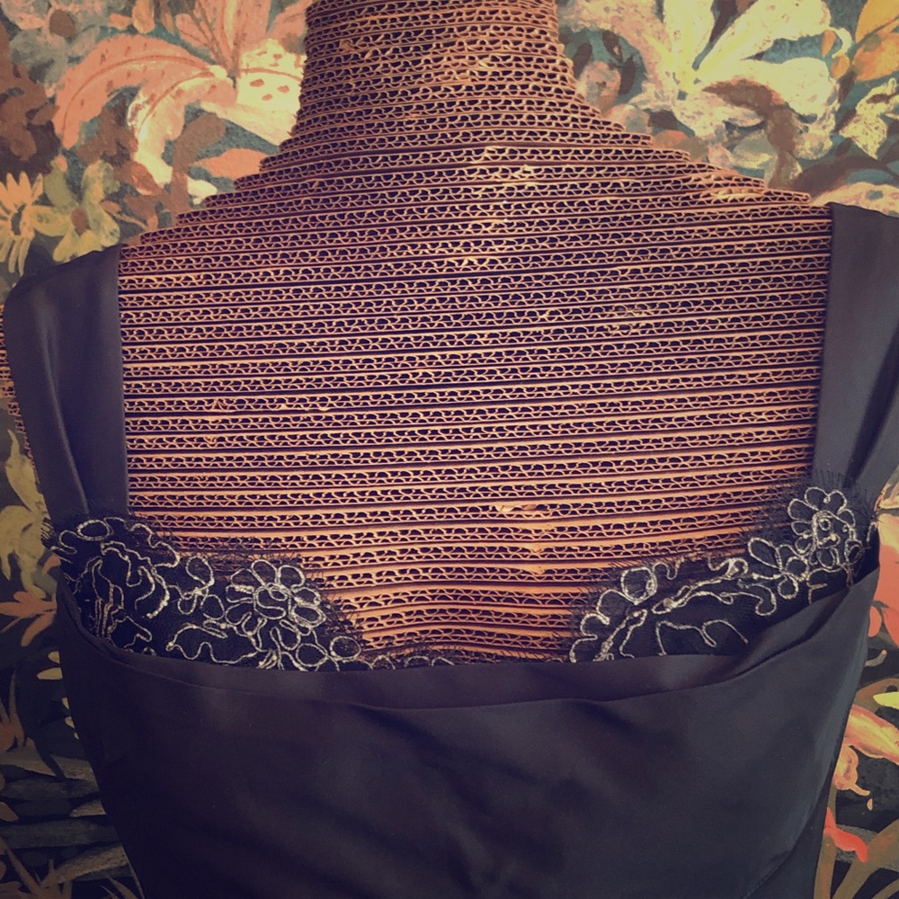 LBD balconette accent . Made of taffeta, Very sexy